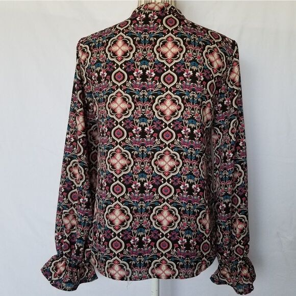Like new! Romeo + Juliet Couture blouse - Picture 3 of 7